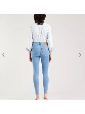 Vintage LEvi's 721 High Rise Skinny Blue DenimWomen's Jeans SZ 33